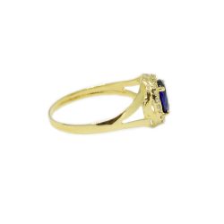 Anel Oval Safira Sint�tica em Ouro 18 Kilates � 25438